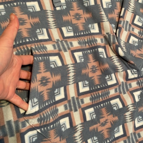 Eddie Bauer women’s Small medium hoodie sweater fleece blanket warm quest NWT - Picture 3 of 8